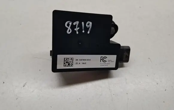 Tesla Model 3 Parking PDC control unit/module P109785500E 109785500E