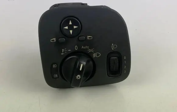 Mercedes-Benz C W203 Light switch A2035450604