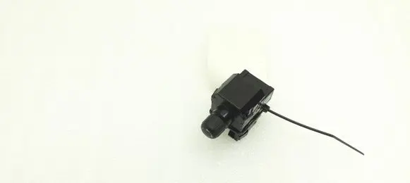 Nissan Pulsar Wing mirror switch 5205SD