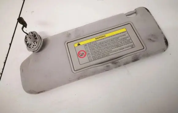 Toyota Avensis T250 Sun visor