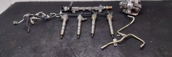 Skoda Superb B6 (3T) Fuel injectors set 03L130277J 03L130755D 03L130089P