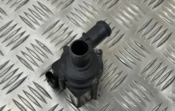 Audi SQ7 Electric auxiliary coolant/water pump 06H121601M