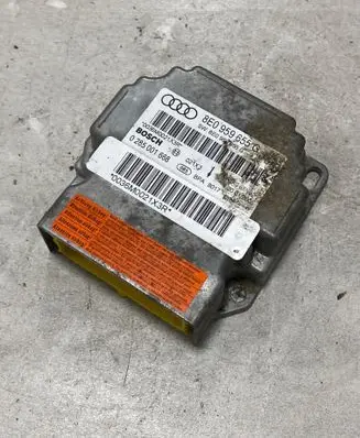 Audi A4 S4 B7 8E 8H Airbag control unit/module 8E0959655G 2001200