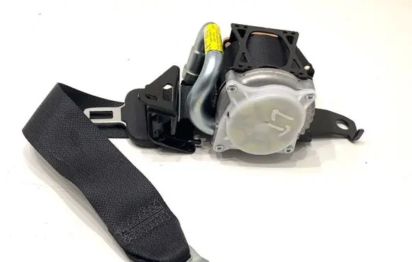 Toyota Camry VIII XV70 Rear seatbelt TKAH0EF1130P