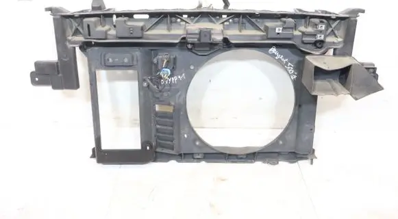 Peugeot 5008 Front bumper support beam 