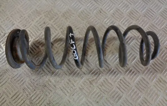 Volkswagen Golf Plus Rear coil spring