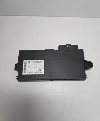 BMW 1 E82 E88 CAS control unit/module 61359147220