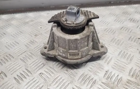 Mercedes-Benz E C207 W207 Engine mount bracket A2122405917