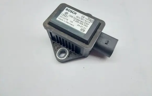Audi A4 S4 B6 8E 8H ESP acceleration yaw rate sensor 8E0907637A 0265005245