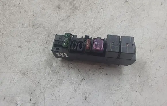 Mitsubishi Lancer X Fuse module 