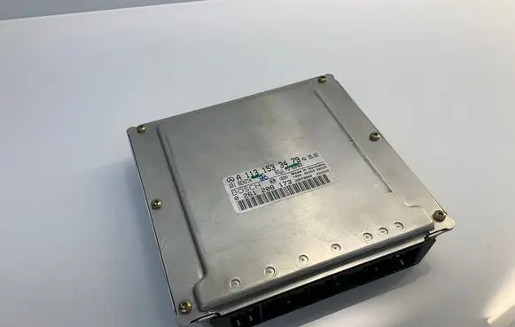 Mercedes-Benz E W211 Engine control unit/module A1131533479 0261208173 1131533479
