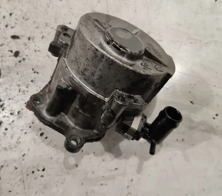 Renault Laguna II Vacuum pump D163451323