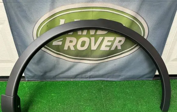 Land Rover Discovery Sport Front arch trim K7216A074BC FK7216A074AC T8304065
