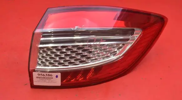 Ford Mondeo MK IV Rear/tail lights BS71-13A404-B