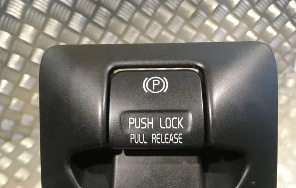 Volvo S80 Hand parking brake switch 31334637