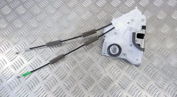 Toyota Yaris XP210 Front door lock 690400D320