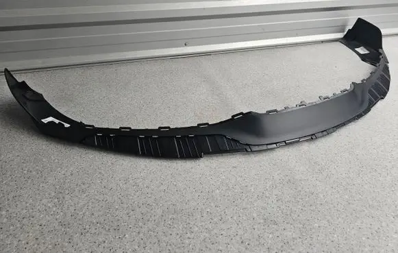 Porsche Taycan 9J1 Front bumper lip 9J0807541B