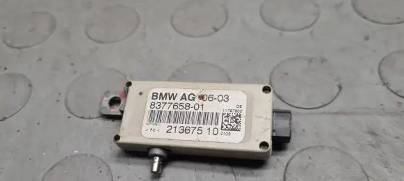 BMW X5 E53 Antenna control unit 8377658