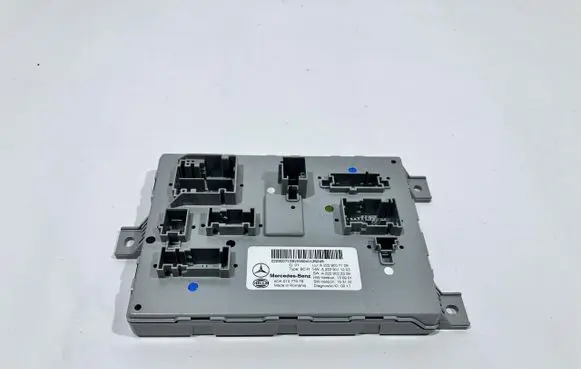 Mercedes-Benz C W205 SAM control unit A2229007109