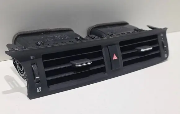 Lexus CT 200H Dash center air vent grill 5567076010 5566176050