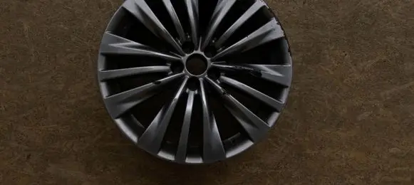R20 alloy rim