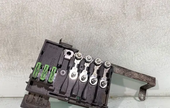 Volkswagen Golf IV Fuse box set