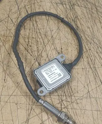 Mercedes-Benz C W205 Lambda probe sensor A0009058511
