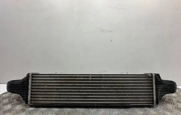 Mercedes-Benz E W212 Intercooler radiator A2045000200