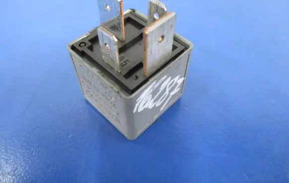Seat Ibiza III (6L) Other relay 191937503