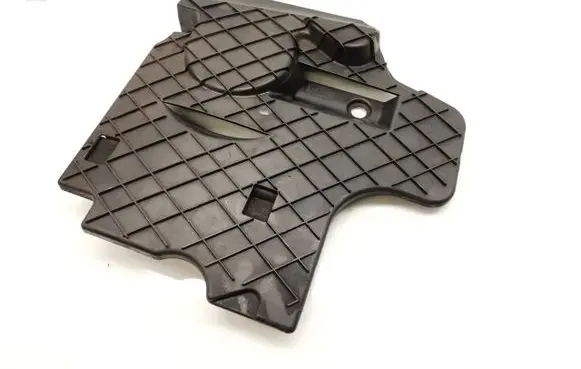 Mercedes-Benz SLK AMG R172 Timing belt guard (cover) A6510101867
