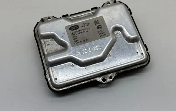 Jaguar XE LED ballast control module 5DF01181840AE