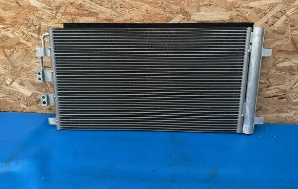 MG MG5 II Coolant radiator 10108310 AS21 EM811001