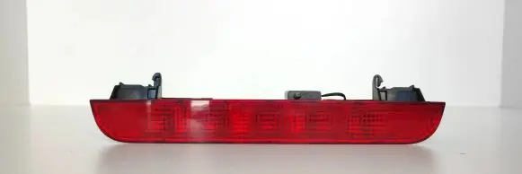 Nissan X-Trail T30 Third/center stoplight P1842