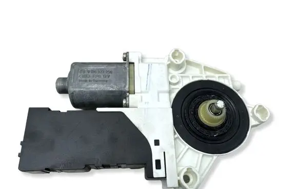 Citroen C6 Front door window regulator motor 9663077880 0130822258 1137328408