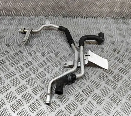 Porsche Cayenne (9Y0 9Y3) Engine coolant pipe/hose 4M0121485CM 4M0121485CB