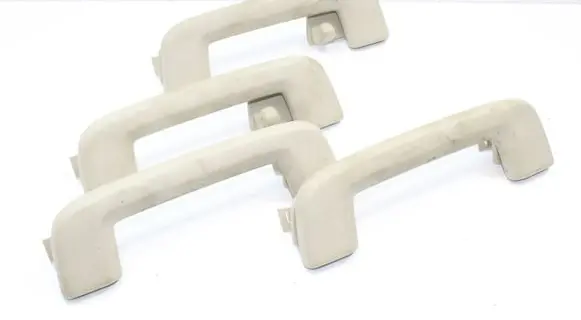 Volvo XC70 A set of handles for the ceiling 
