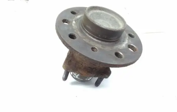 Opel Zafira A Rear wheel hub