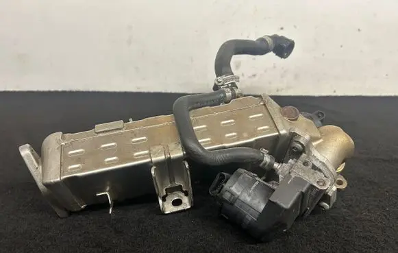 BMW X3 F25 EGR valve cooler 7810871