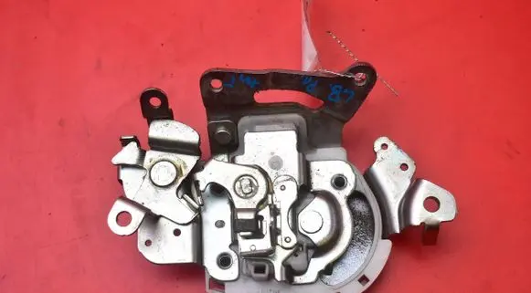 Dacia Dokker Rear door lock