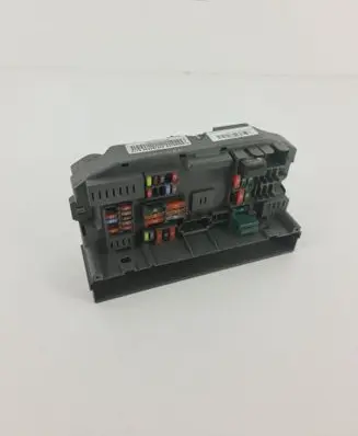 BMW X6 E71 Fuse box set 693169003 6931690