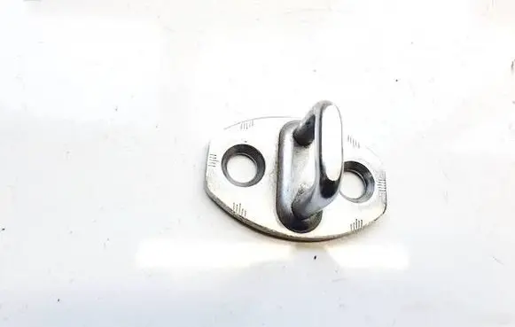 Volkswagen Touran I Rear door lock loop/hook striker 3b0837033j