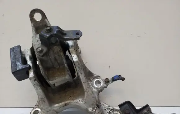 Honda Civic IX Gearbox mount TV0