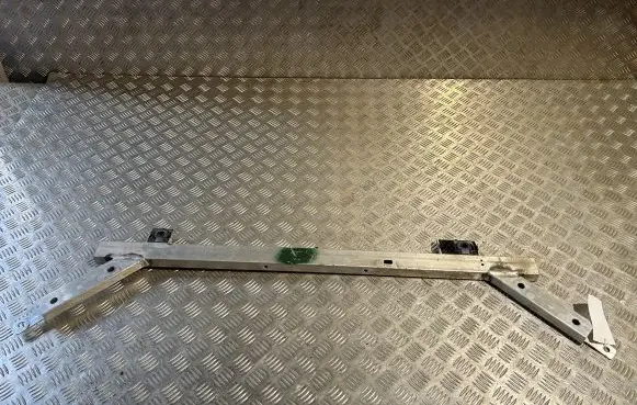 Volvo XC90 Radiator support slam panel bracket 31688772