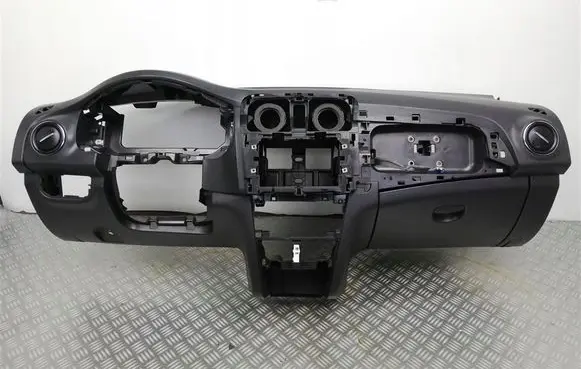 Dacia Sandero Dashboard 681007435R