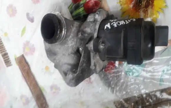 Citroen C4 I EGR valve 9685640480 216046799