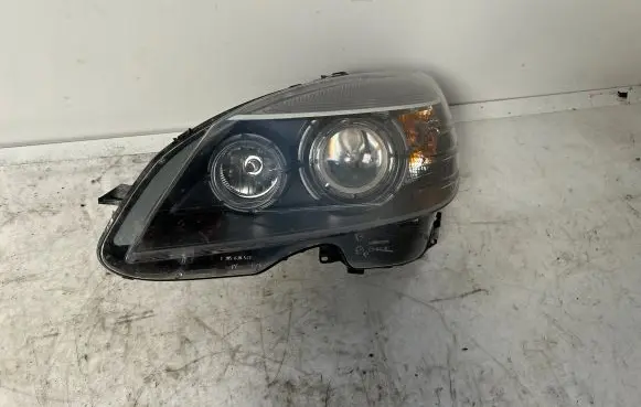 Mercedes-Benz C W204 Headlight/headlamp 22412242