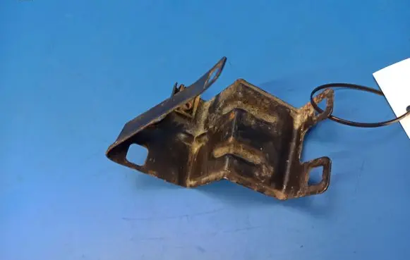 Mercedes-Benz C W203 Headlight/headlamp mounting bracket