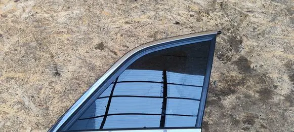 Opel Antara Rear side window DOT736AS2M32 00000 E443R00083
