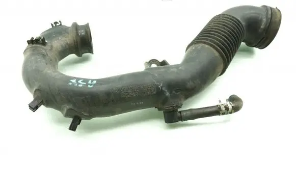 Air intake hose/pipe