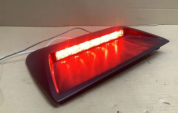 Lexus ES VII XZ10 Third/center stoplight